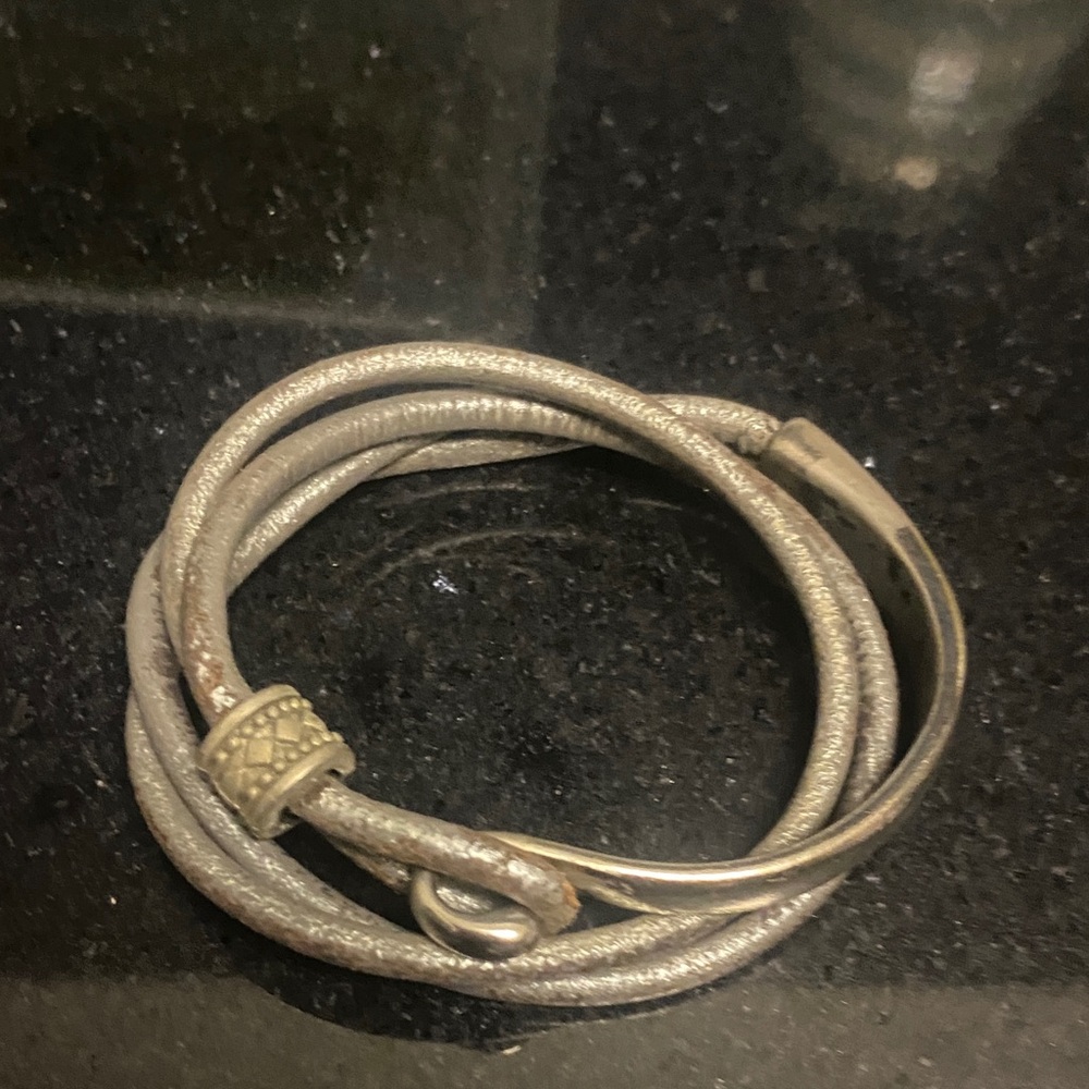 Distressed Silver Leather Women's Bracelet